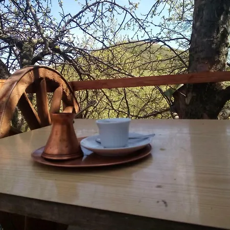 Konukevi Old Town 3*